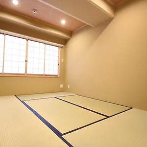 Private Sakura Apartment